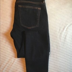 Size 27 - GAP skinnies